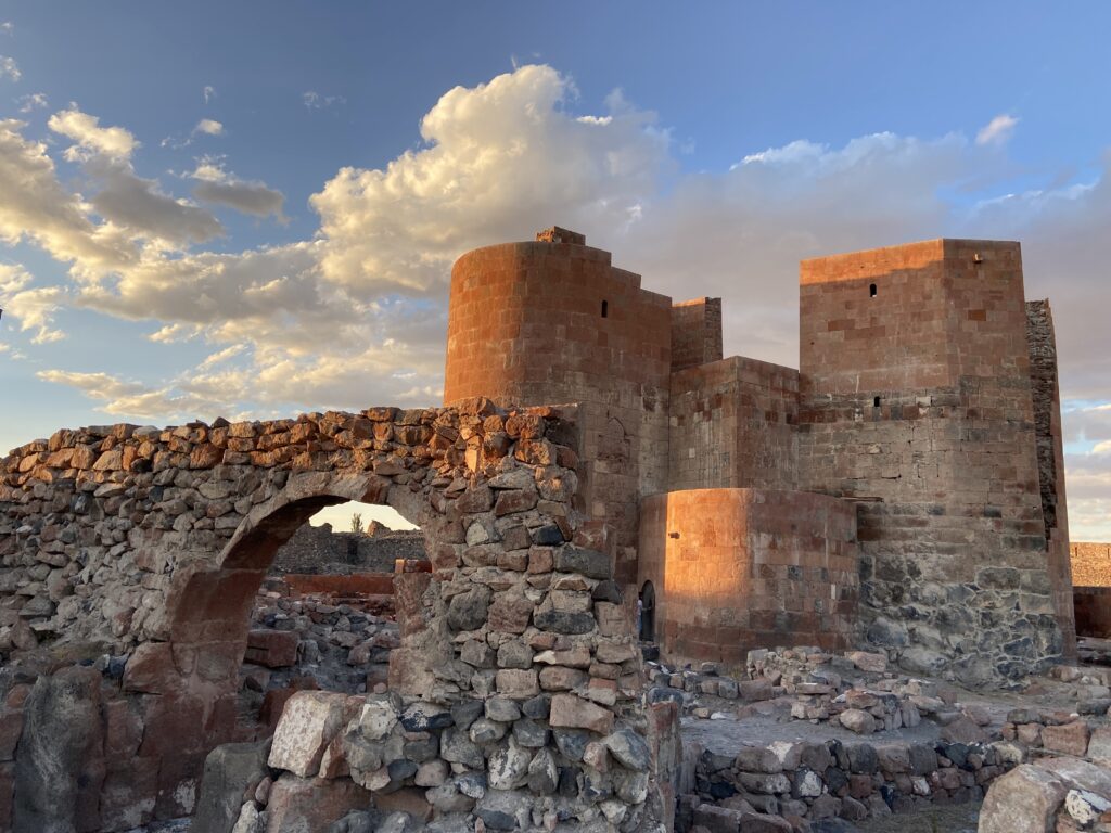 Dashtadem Fortress is a great tourist attraction.